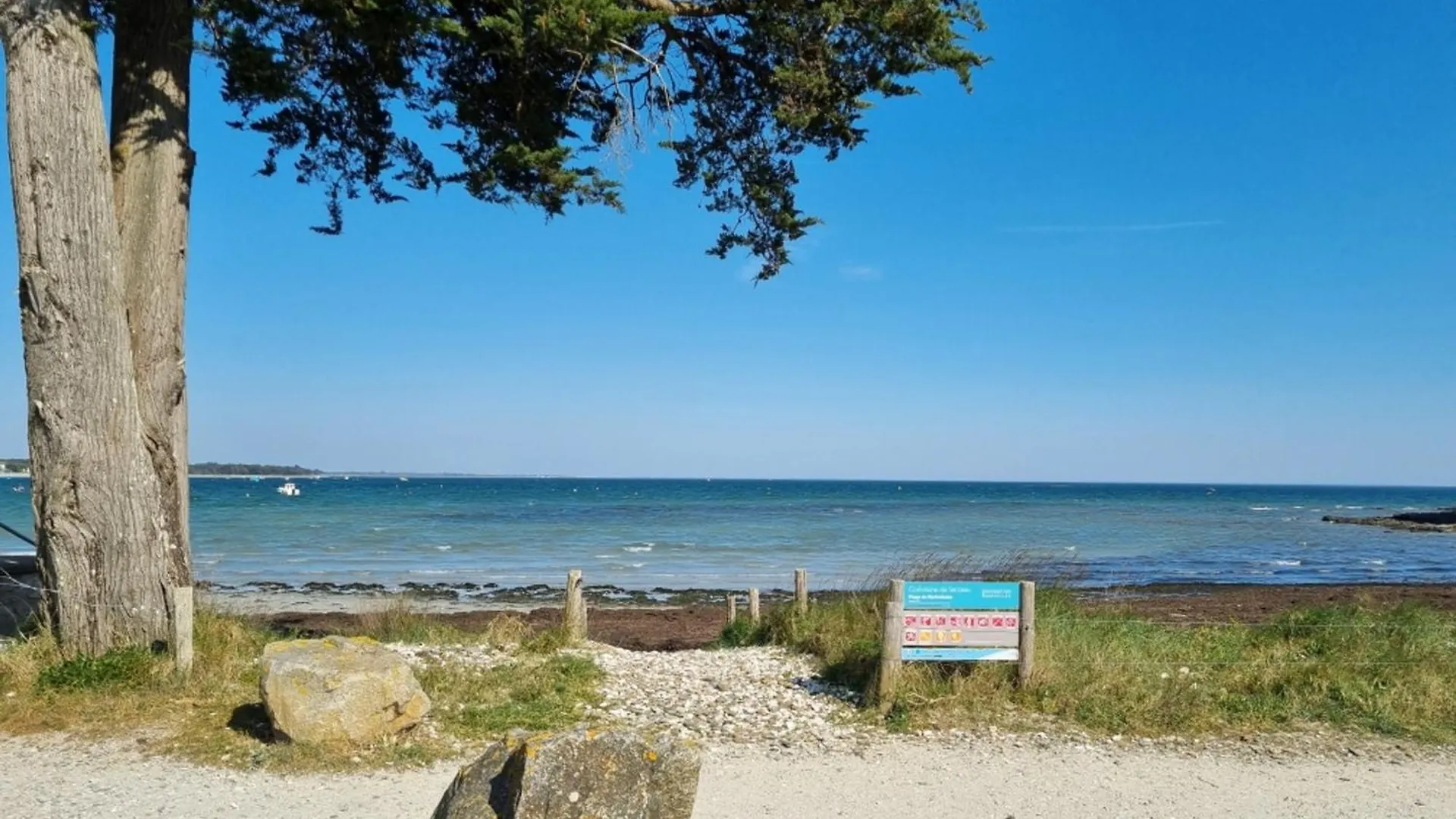 Appartement T3 Pres Plage, Parking, Animaux Admis, 4 Personnes - Fr-1-775-23 Sarzeau Apartment